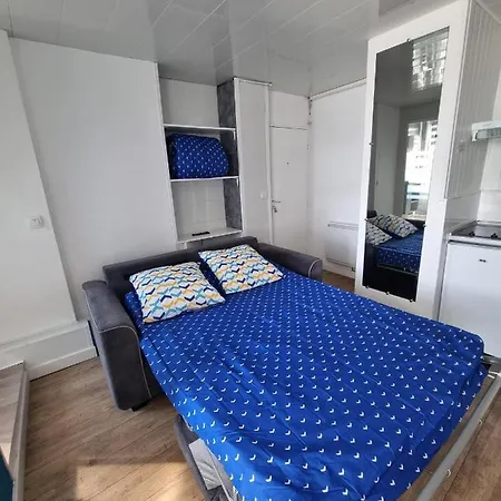 Studio-cosy 1 Vue Port A Deux Pas De Nausicaa *