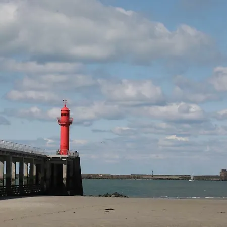 Studio-cosy 1 Vue Port A Deux Pas De Nausicaa