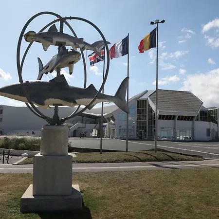 Studio-cosy 1 Vue Port A Deux Pas De Nausicaa